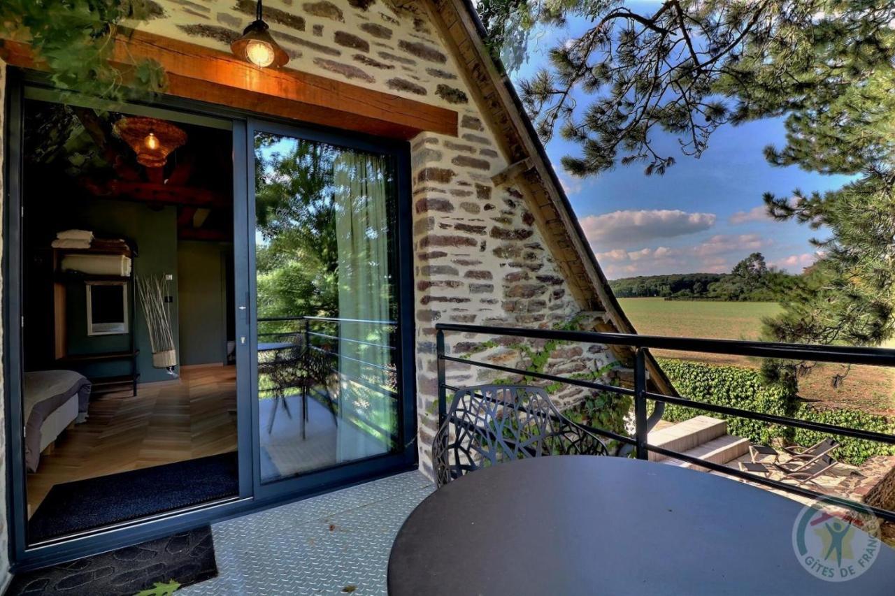 Manoir De La Droulinais Bed & Breakfast Bruz Exterior photo